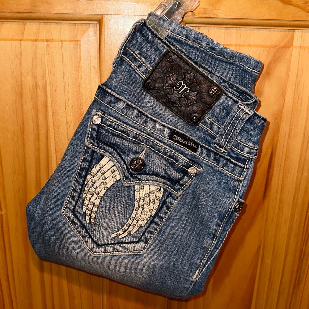 Miss Me Capris or 3/4 pants